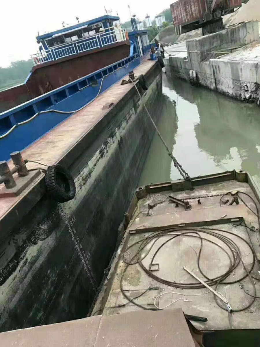  www.udship.com·船舶交易网货船·散货船 南通运维处找船,找货网,船舶寄售,船舶求购发布,开具船舶交易发票二手船舶信息2010年70.6米2635吨货船货船·散货船找船,找货网,船舶寄售,船舶求购发布,开具船舶交易发票 