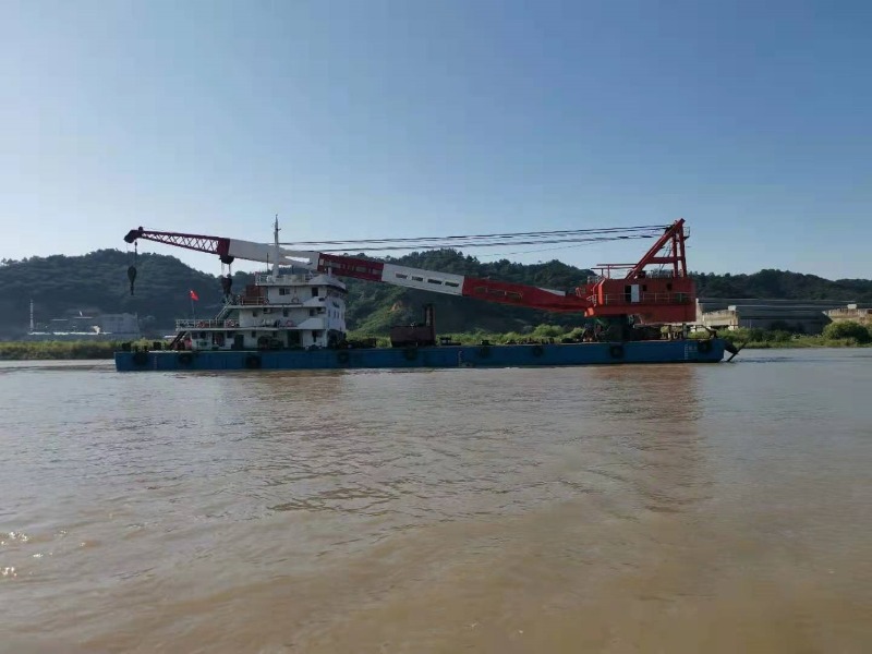  www.udship.com·南通船舶交易网 _二手船舶信息2002年150吨浮吊浮吊·工程船 